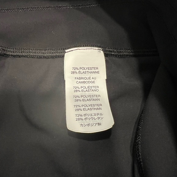 Vuori Daily Legging - Black - Picture 11 of 14